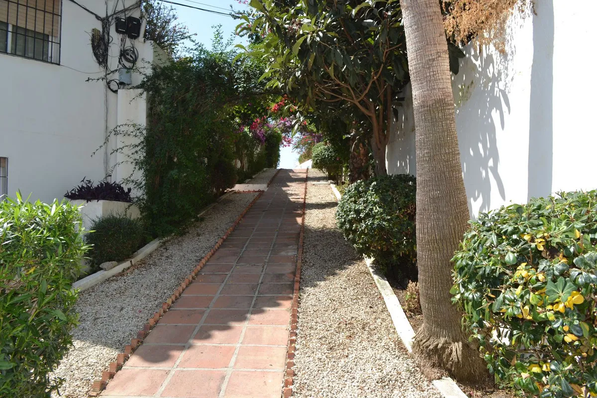 94c71fe7-8dcc-4b38-a8fb-e9210aa9593b