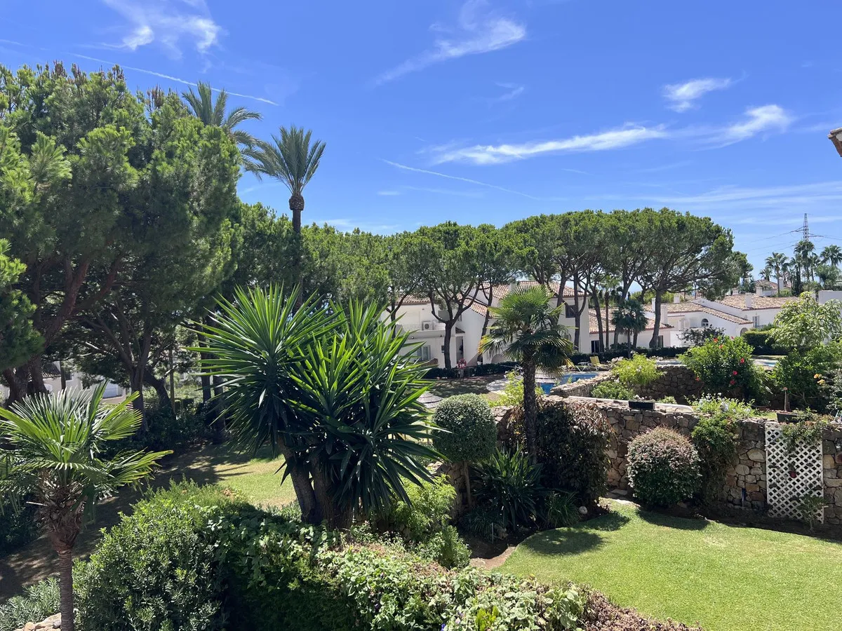 0b1f37dd-8450-40ee-985d-df82b1a5d5a2