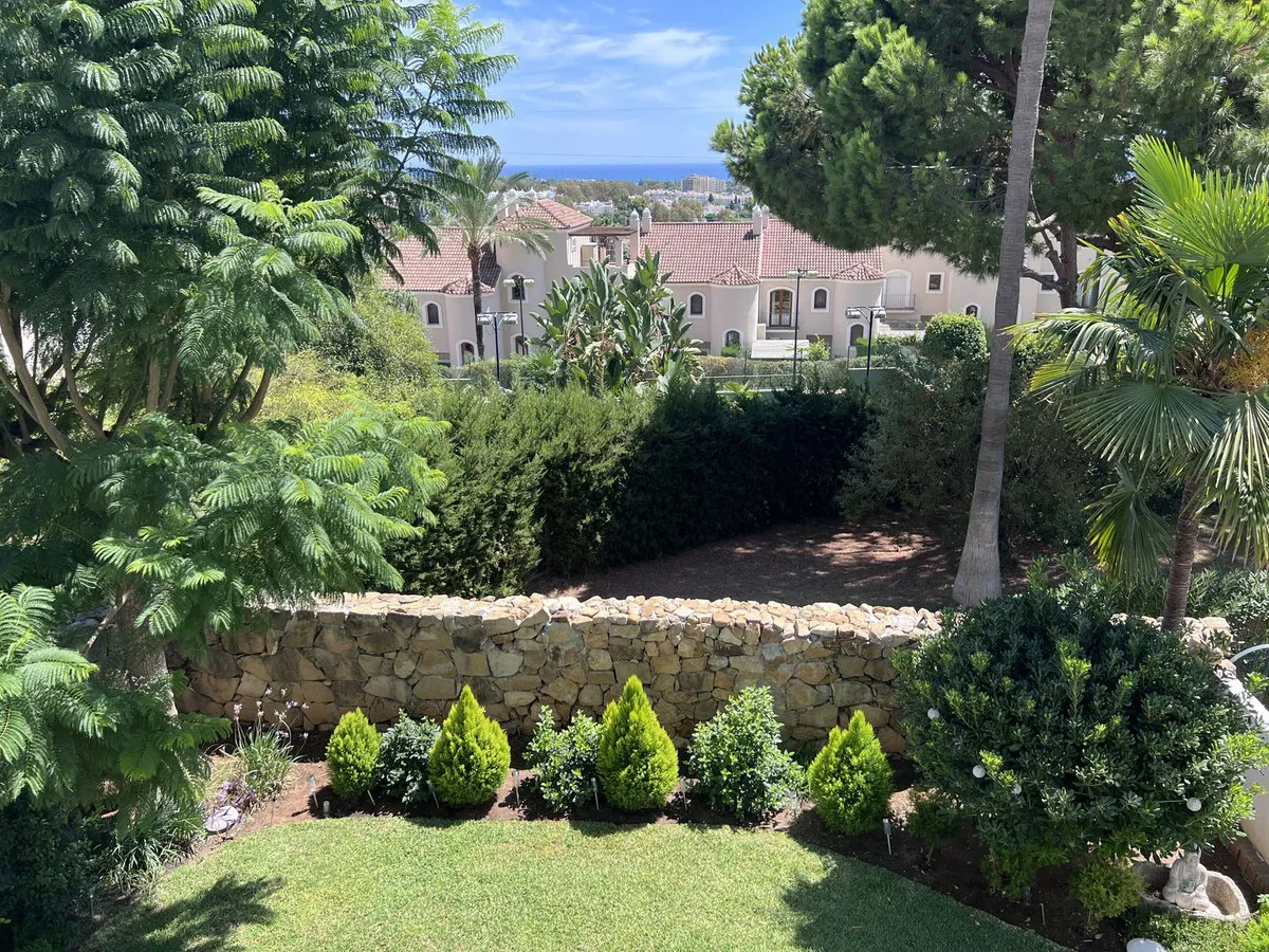 30622736-e5ce-490f-b31c-e8e76610aa64