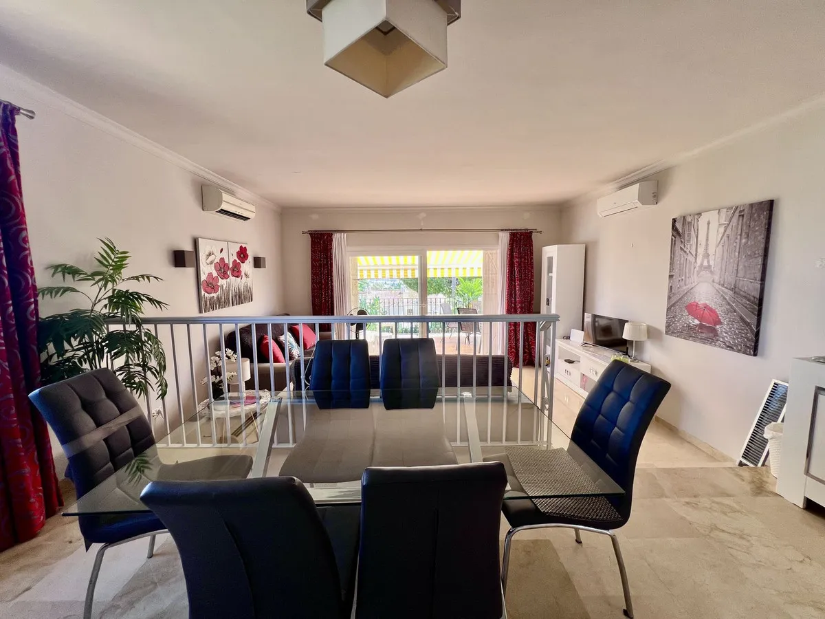 c4ffe815-ae05-461f-a1c7-63b13c75ad8b