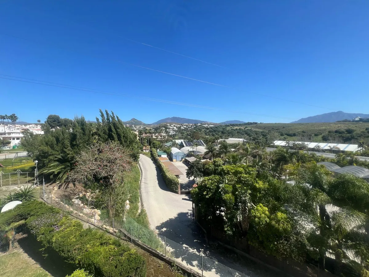 64af91c7-be69-49db-a7b9-873742806b37