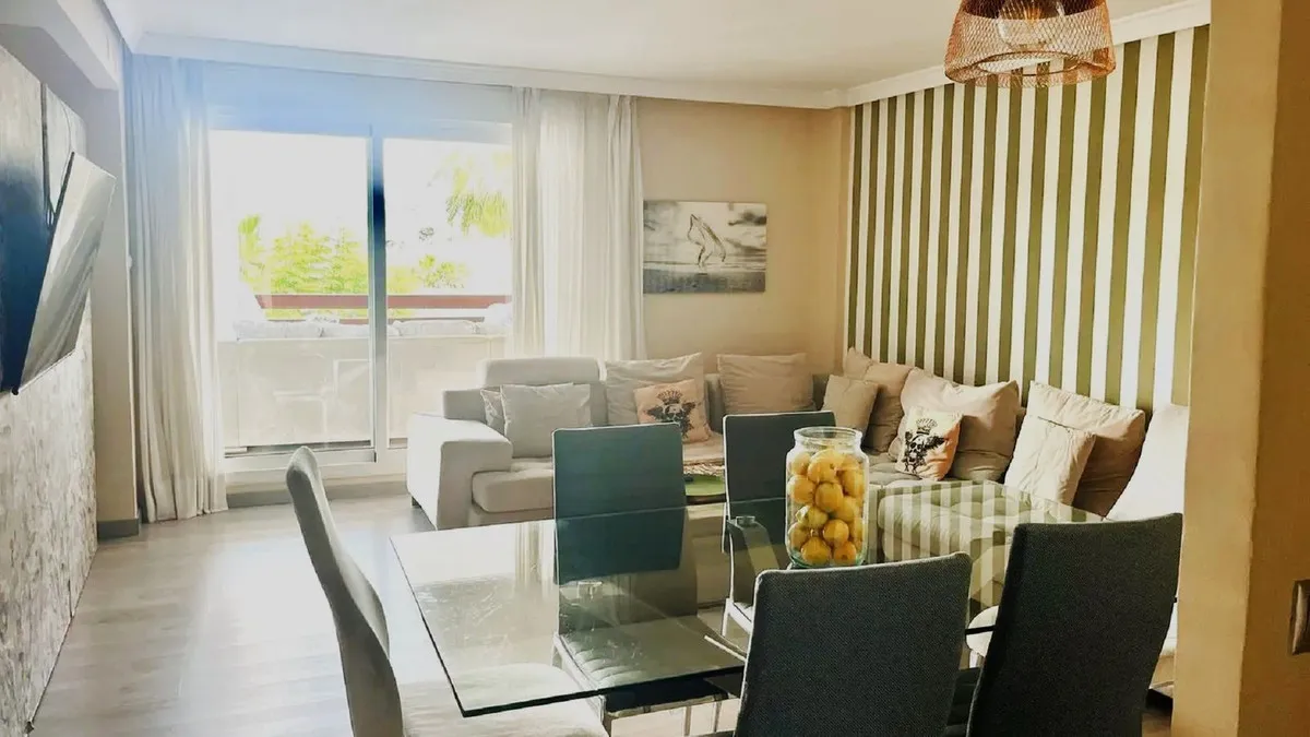 3f4f466c-c17c-412d-8c37-96a43677751a