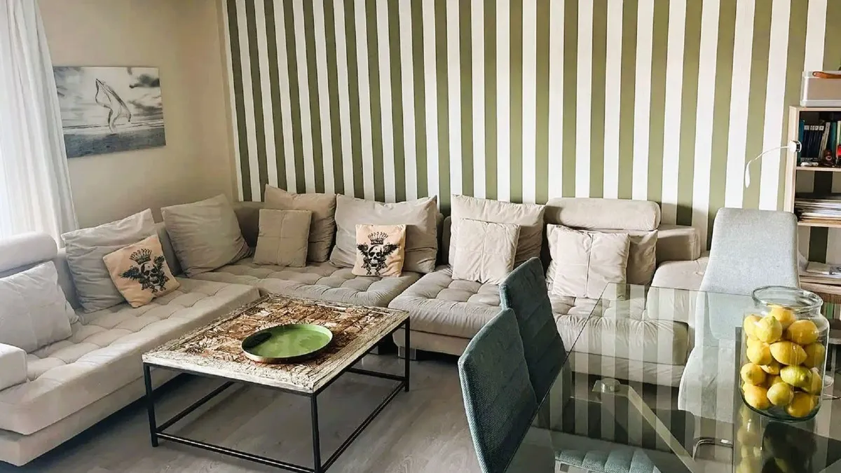 c1cf280e-804e-4d06-adc8-2e8744abc2d5