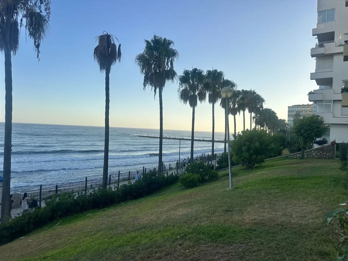 6192950c-9ae7-4362-b0d6-72618791a02f