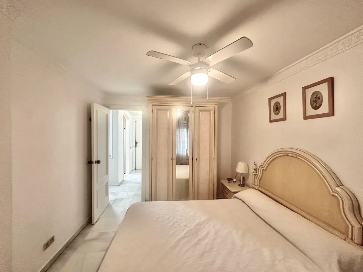 6e26d1bc-58d9-43bb-a7f8-42bdb8aa70c1