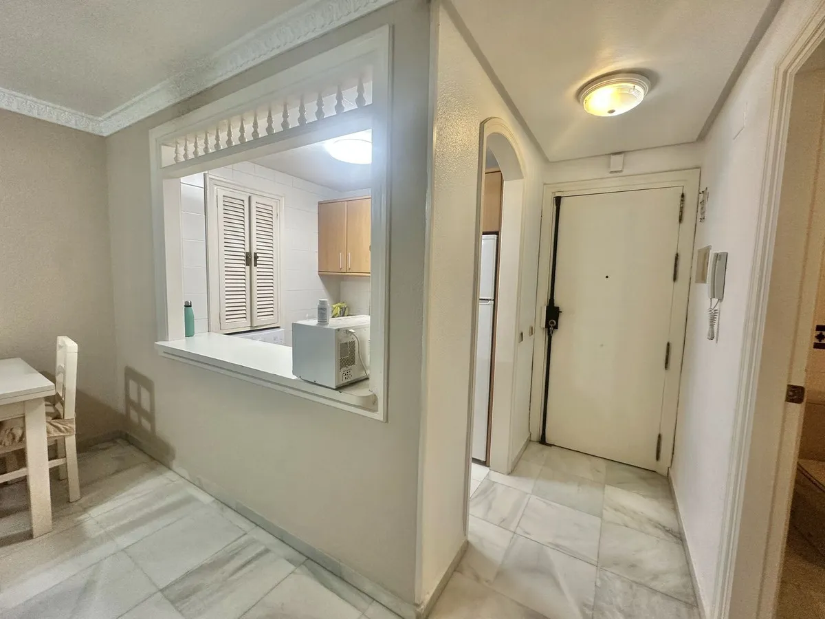 dfba5794-d11d-4a64-b2dc-4f5c907cba2b