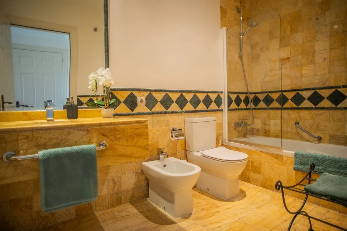 4e996240-104f-4258-832f-374d9715b509