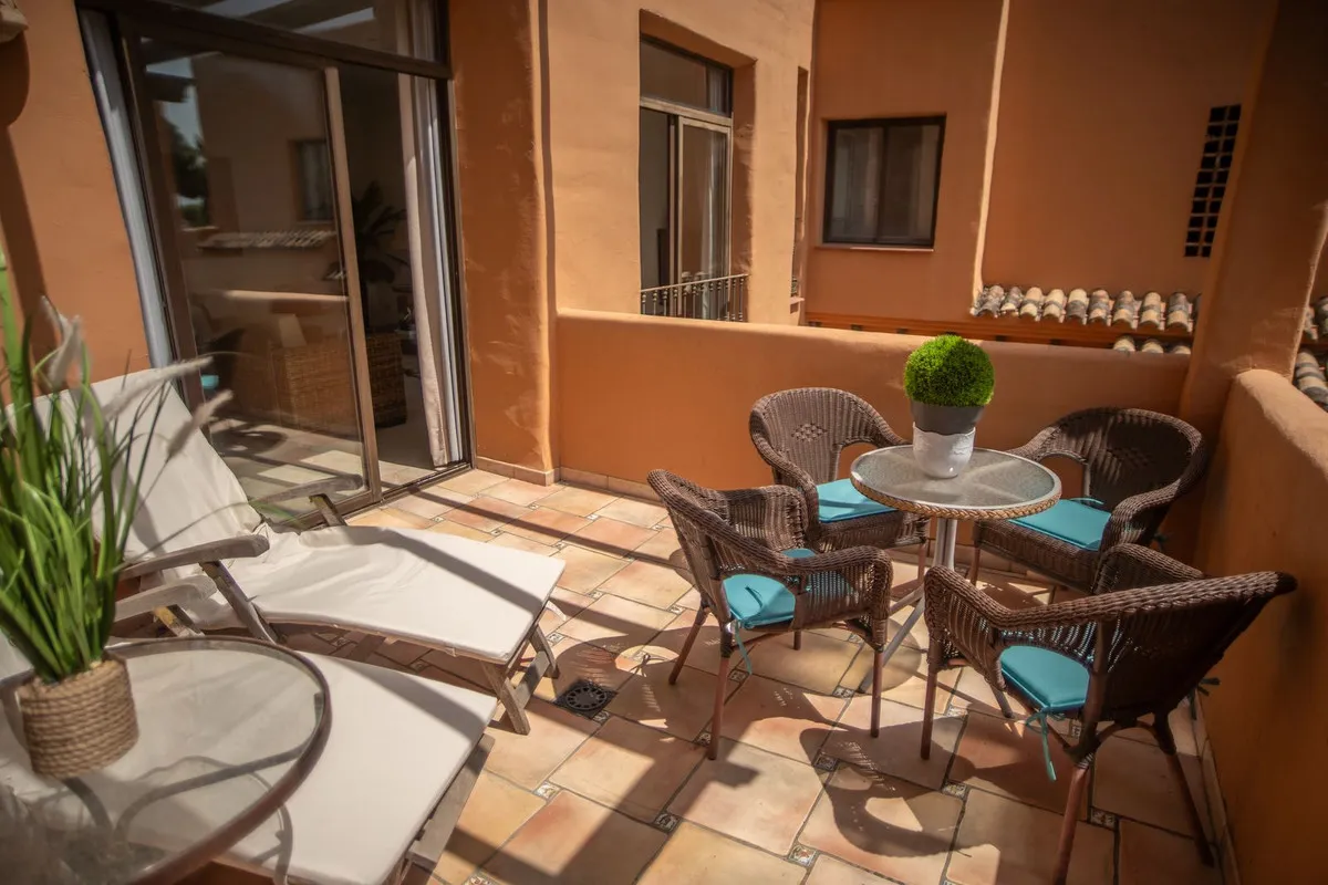 afd3ab54-5a4a-43ad-bb44-d8bee47f4494