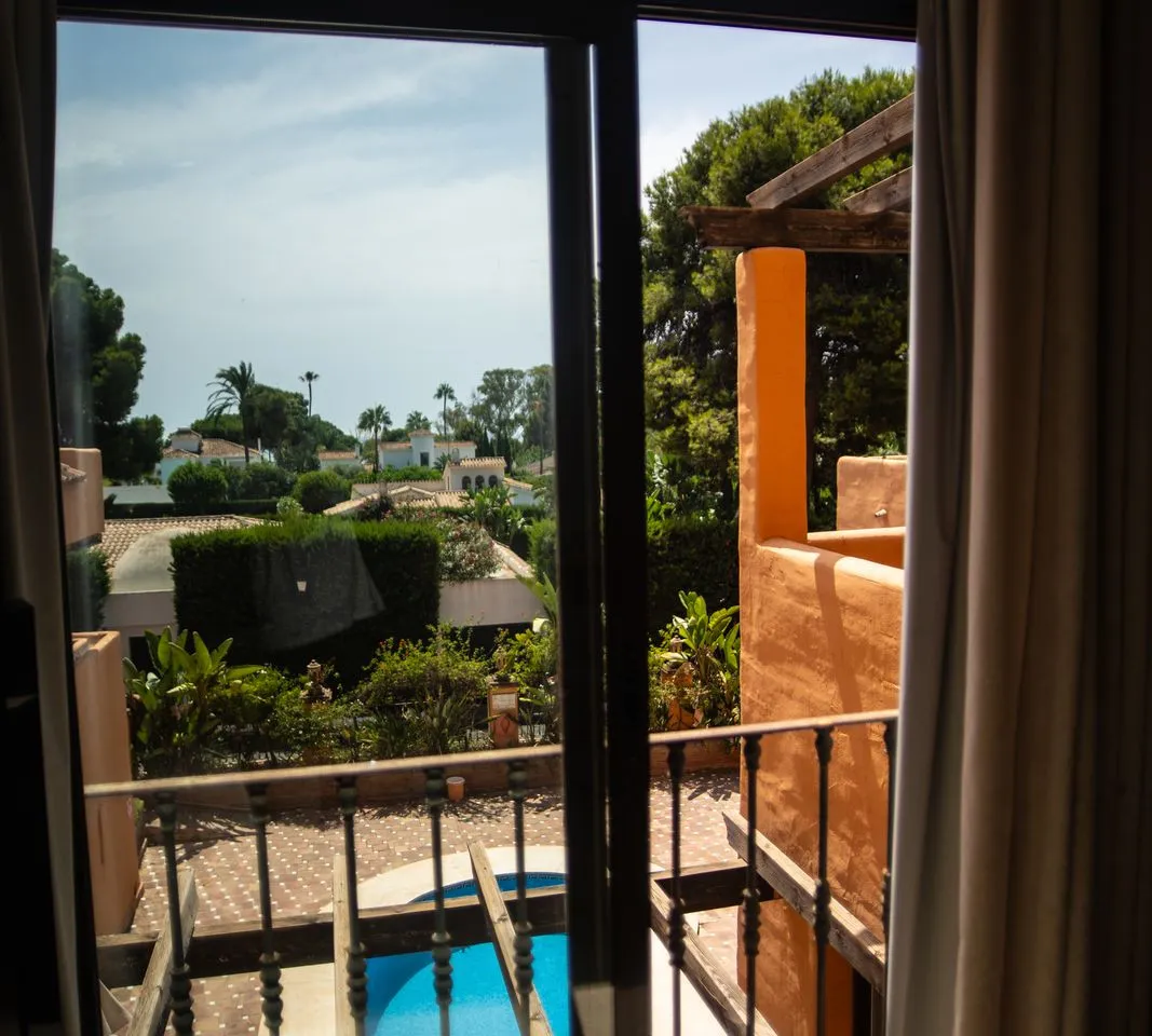 db95b269-32eb-43b5-afe5-567085ba6879