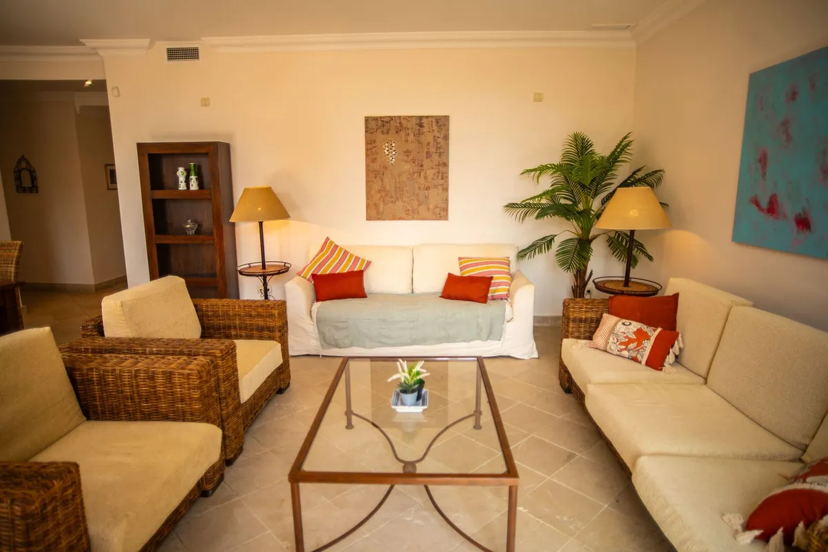 eee2c357-ff22-43f4-a8bd-0ded256e9d2f