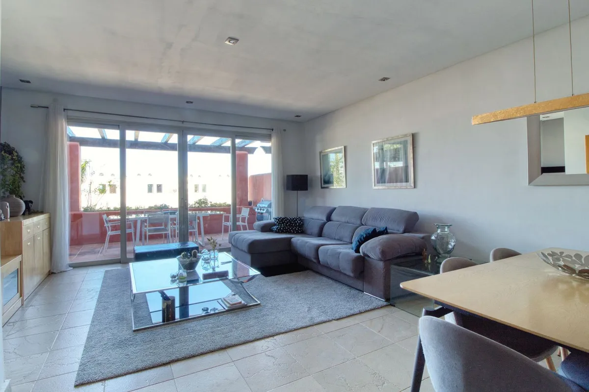 1c9b0dc2-1228-435d-942f-d4e3b64a5411