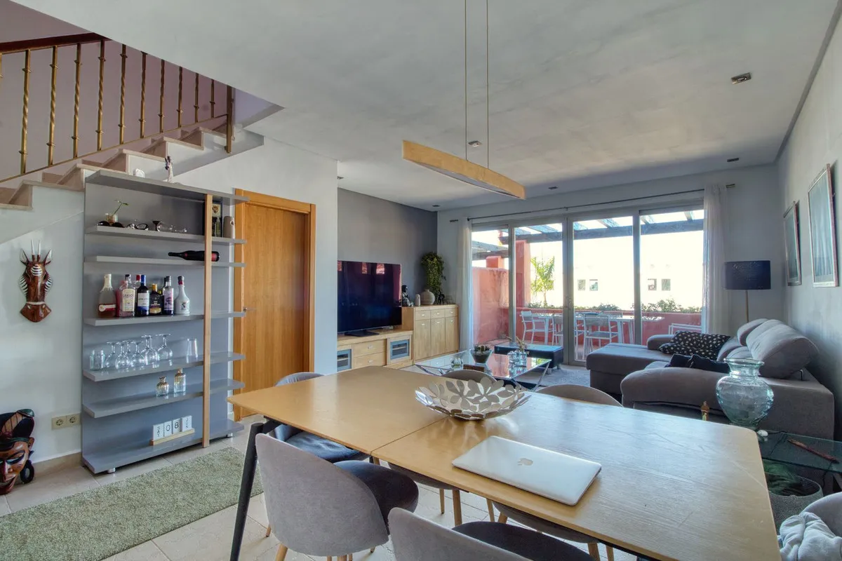 36b18fc3-805a-4bdf-a92d-7537ea647a0d