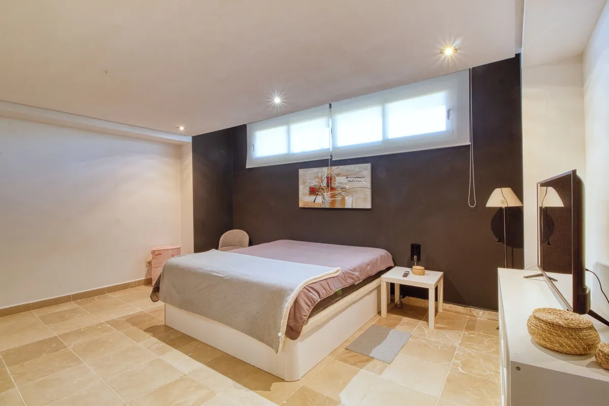 49268f37-010d-4e40-9116-372970b46b86