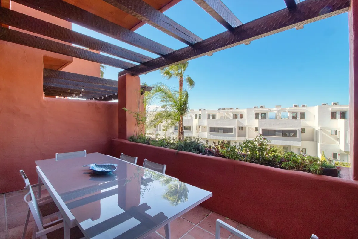 53d04660-2fb5-44b9-89b8-64d21dd0cbf6