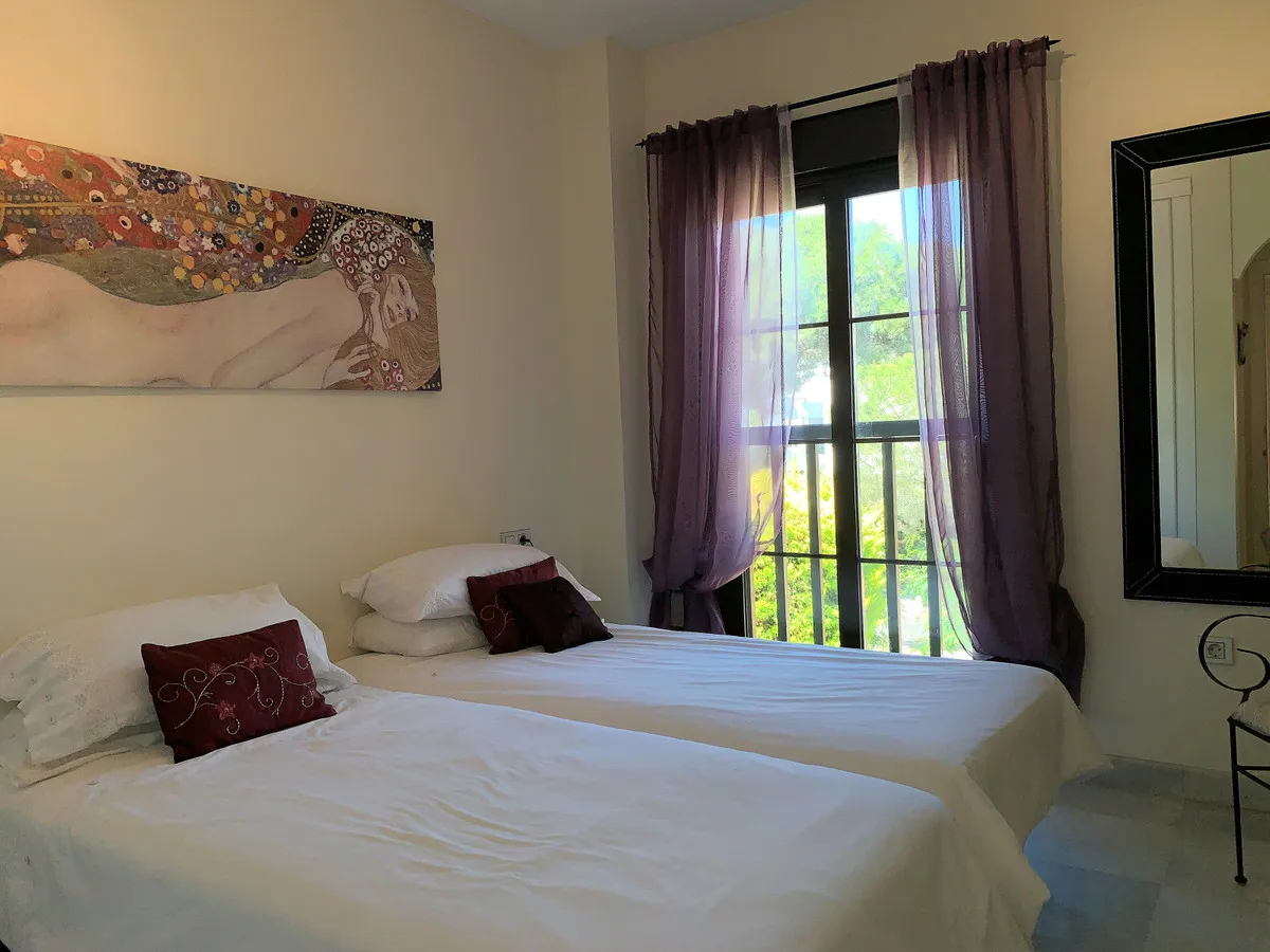 364f5643-bf90-4dfb-9e4f-e24f531e695c