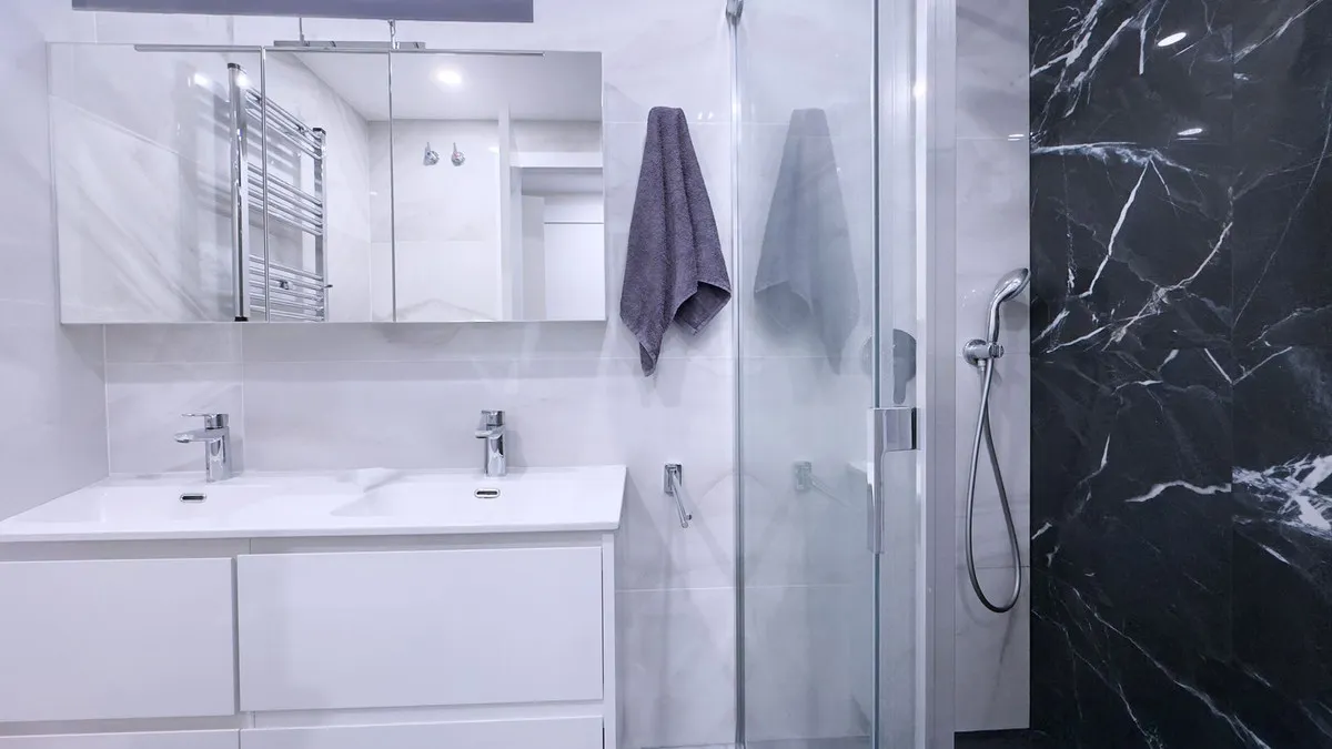 a24ecb6c-4d76-4752-883a-a59d0c7f5190