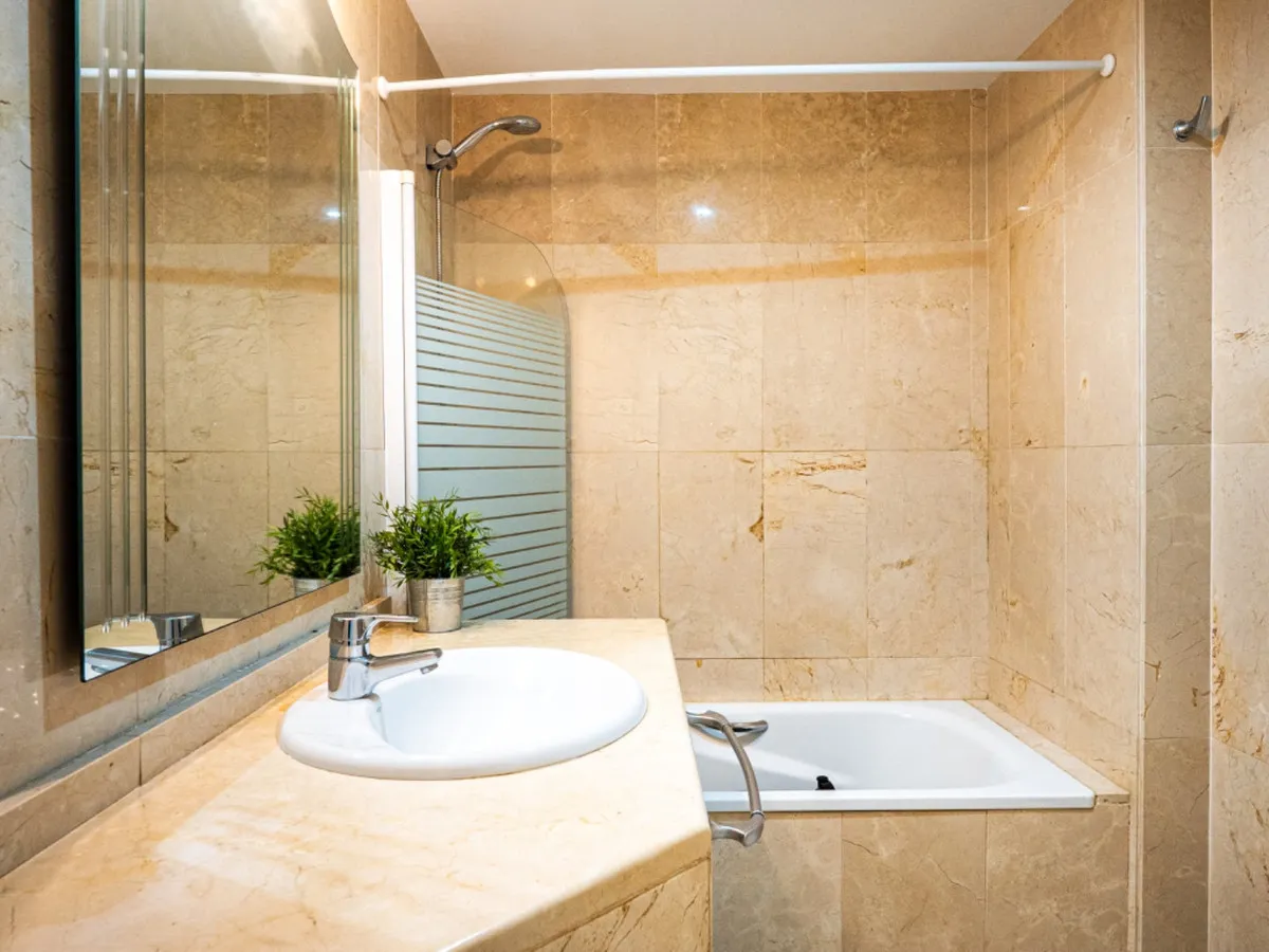 0850bb48-6ecf-4a29-bb2d-7c357cce80fb