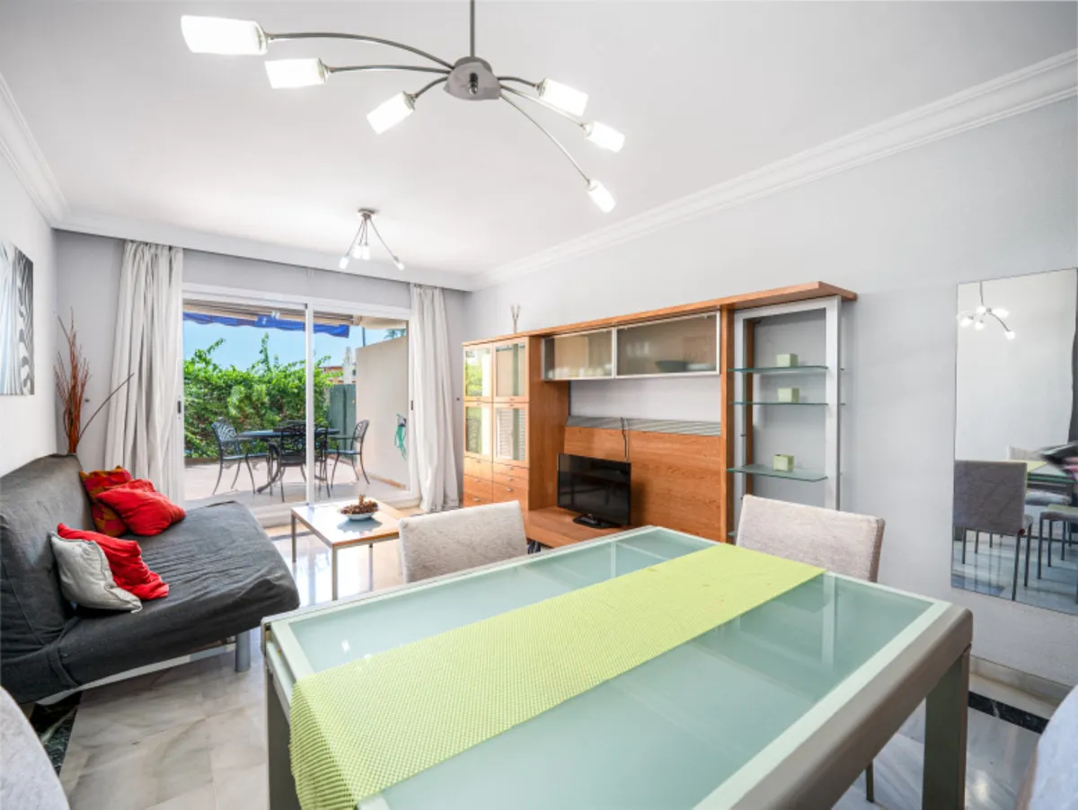 50cb9925-7cfb-41e4-9053-c6e455914ed4