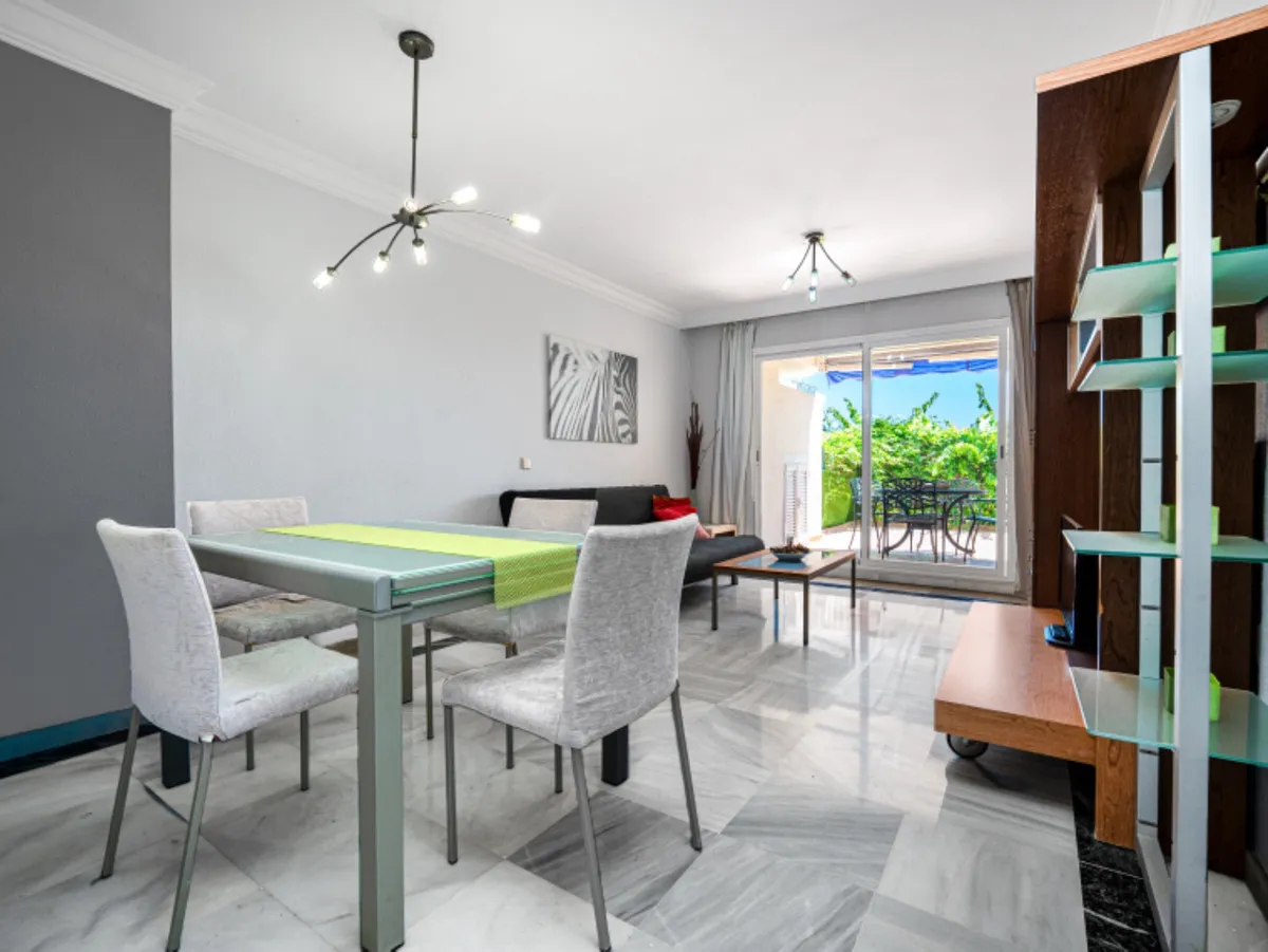 8dffe91e-8f00-4a49-b8e4-59431b3d8512