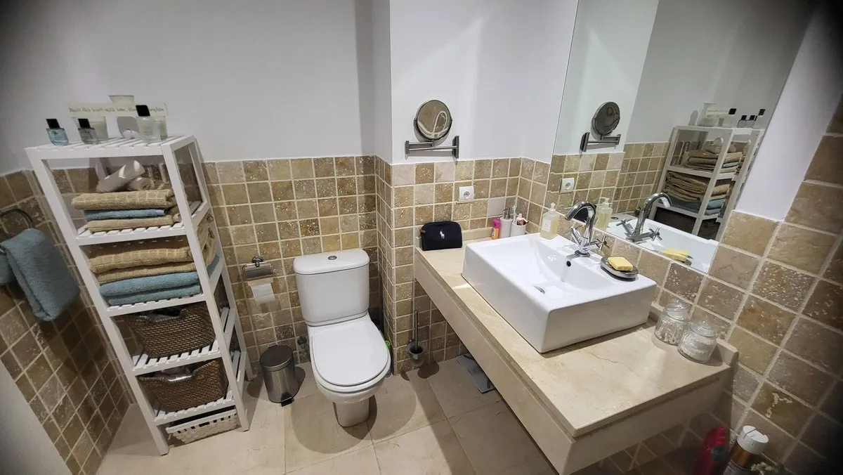 1b678399-106f-4cf8-b95a-f053fa2ce38e