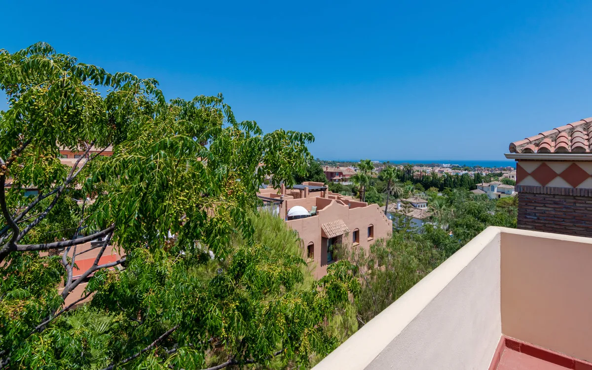 c91bc180-1080-4b9d-bbf0-59bc492d6826