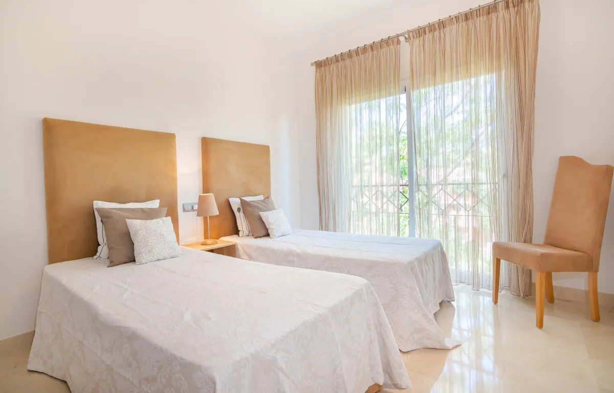 2f83a930-34d8-4056-a629-e4a9e21d1be4