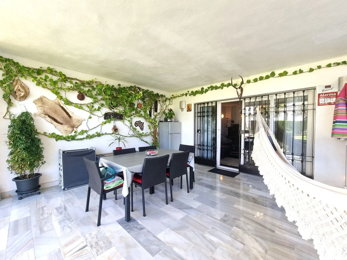 b1933567-dea5-42b5-8fd7-fb753000e836