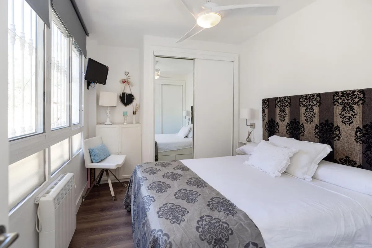 56560e52-54c2-4d42-83d9-cbb1fcb21d71