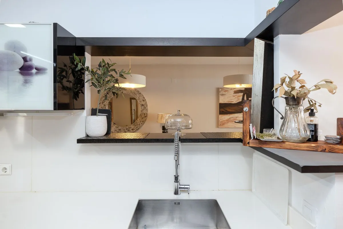 c101780a-0935-4019-9943-66b532fc6d64