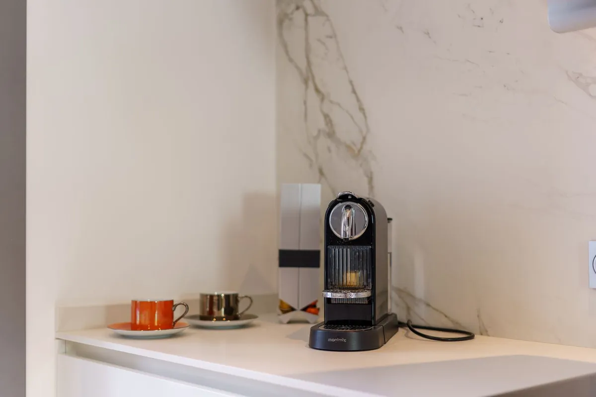 4b5ac4f3-4c51-46e1-9320-08f51e158c10