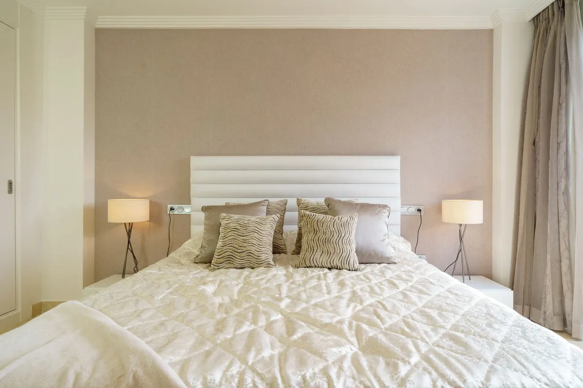 68c3e9b8-6e99-4640-b271-8278de3b020b