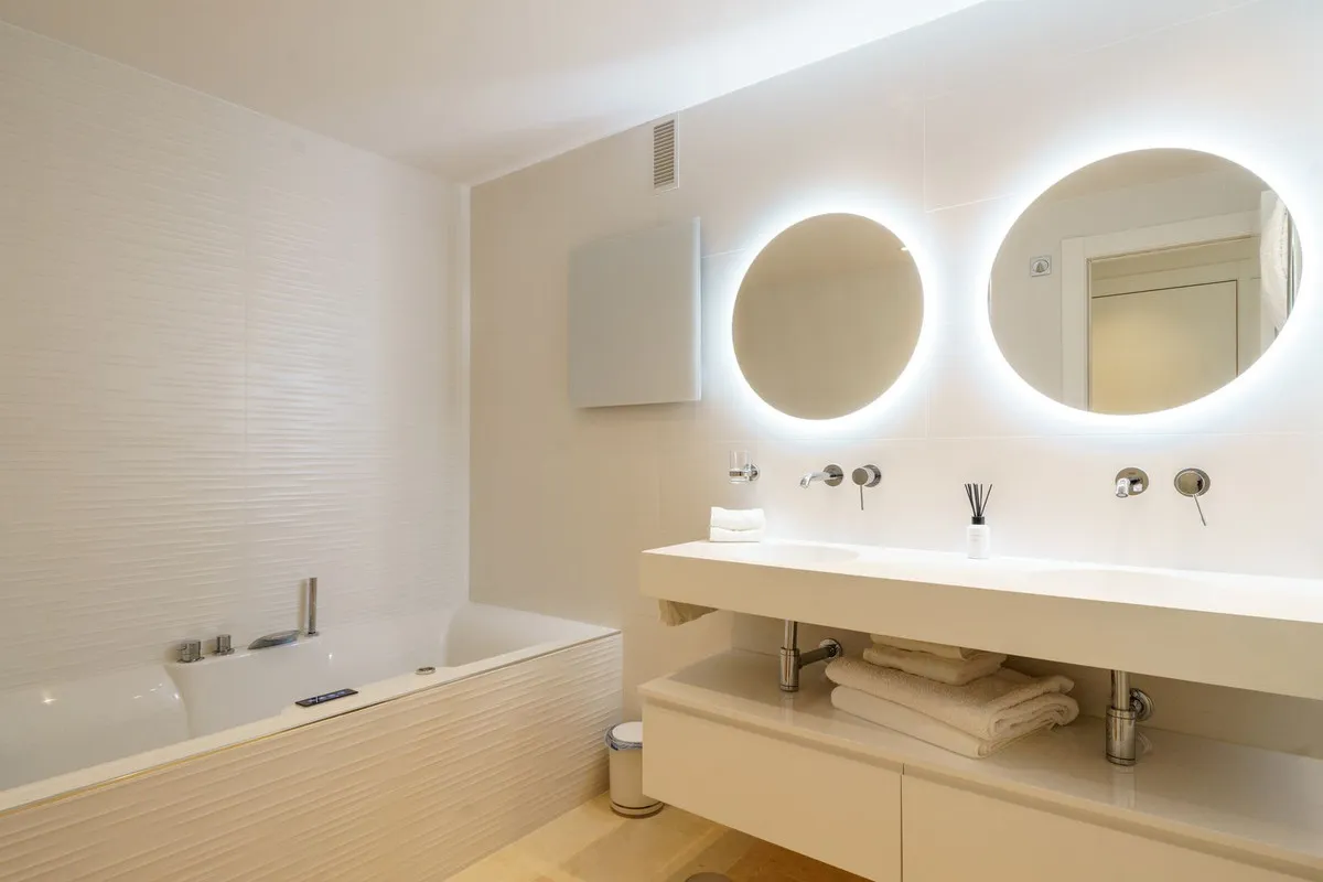 7394f9a4-233b-4d82-99dc-526e0ac95c82