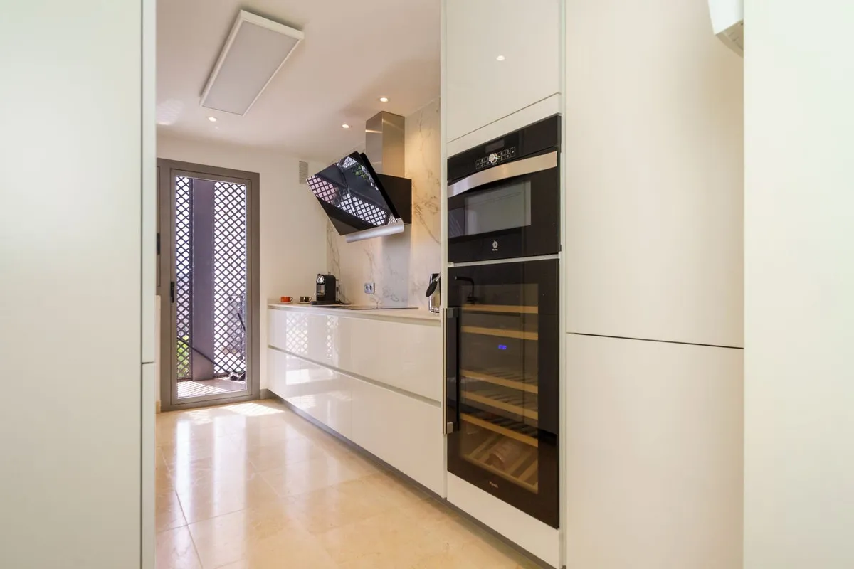 9227bc32-9e61-4269-a116-59c7754cce27