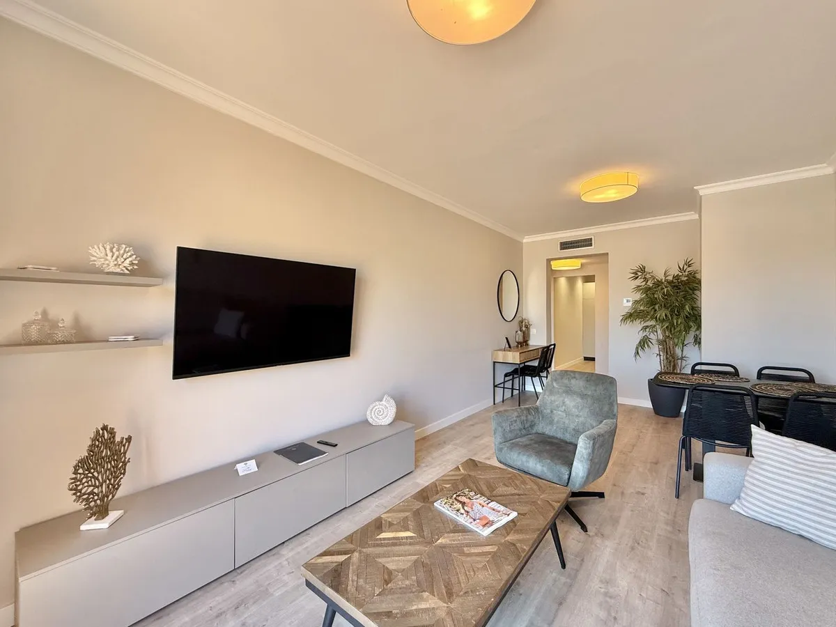 2a82940a-0344-4b8a-b5b7-9c8ebca71348