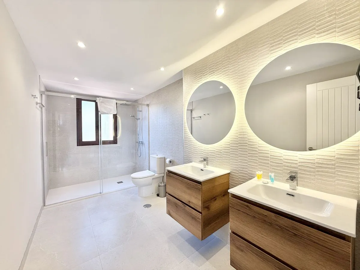 62f76cb5-462b-451d-a36c-ea08405c92b8