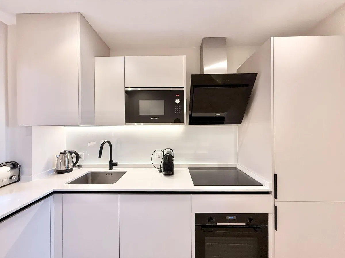 c1b6c37c-f4d0-430e-acd0-d7c1bd8e391a