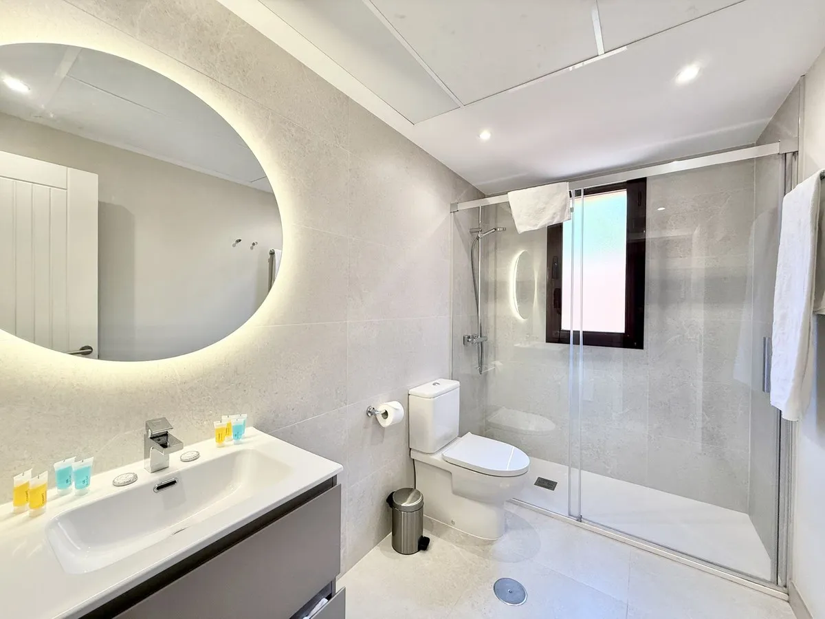 efb69423-0705-448d-b974-3d48f65548fa