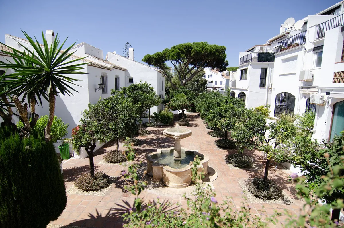 53b0accc-e395-453b-879b-769fcbc06588