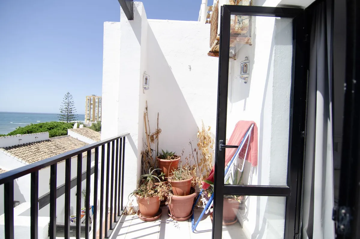 87ca1cb5-b867-4806-8465-b95d6cae4dcc