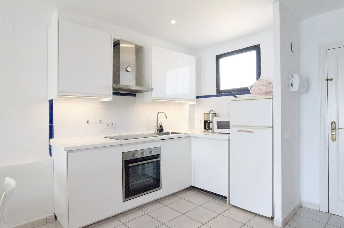 e663f276-5e6d-49b1-80f8-5645f8dfb707