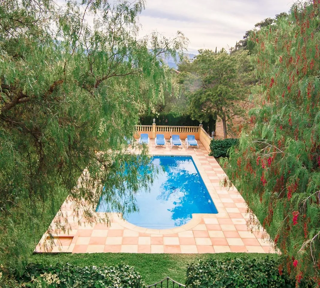 4b37e1ec-cafb-4adc-b55d-5c6a15da69d9