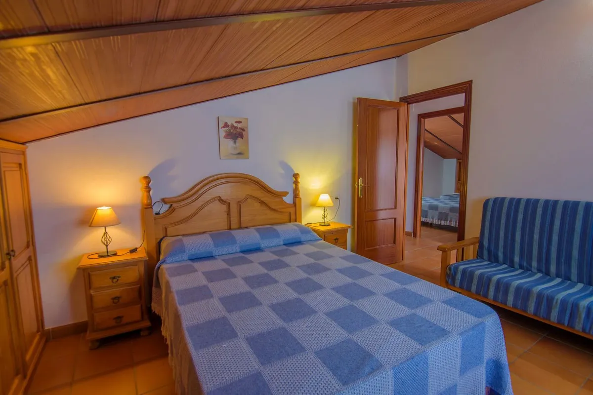 7038a4ed-d8d3-4dce-9ff9-42fa8afcc3c1