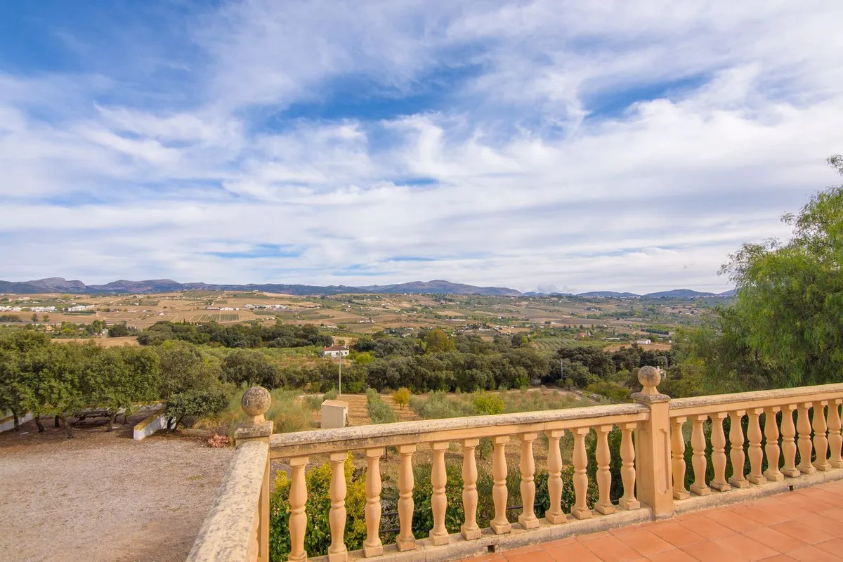 99c478fd-1661-4406-86e3-69ac43f82002