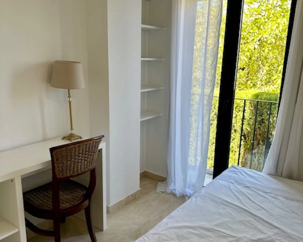 5c3584b9-4175-4753-9624-b653bc30144e