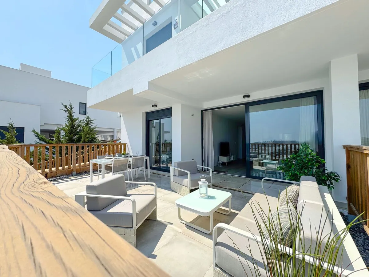 2b8e051a-09cd-4378-b56a-5441d7966134