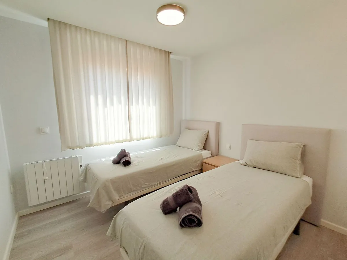 ac3307a4-ab09-4b64-af9a-3907fd12b269