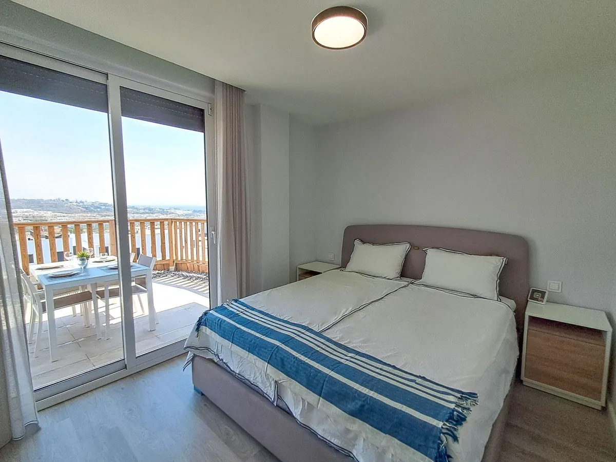 ce7ab8d9-0fc8-4446-b0fa-be35198e277a