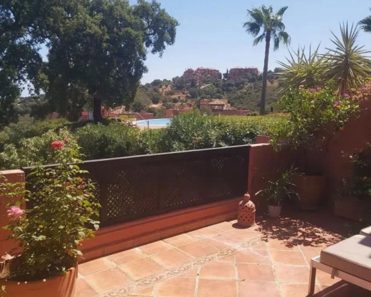 724d3b9b-5c54-4ec8-8251-d4279aae1910