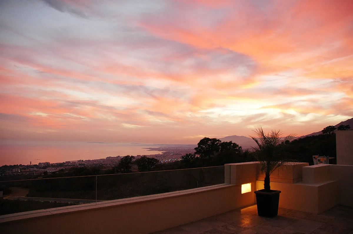 48900807-7f13-43c3-bb7c-607e42d82275