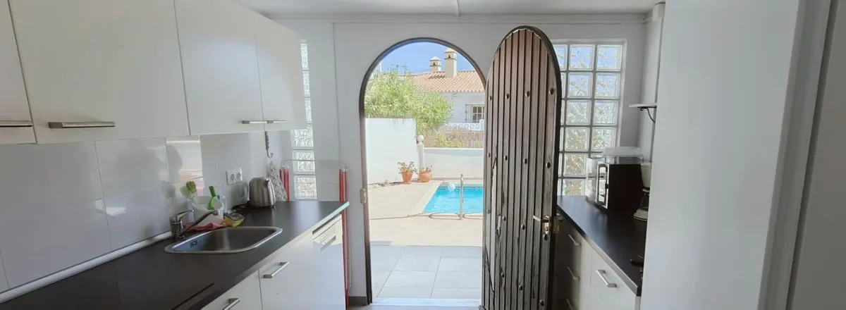 39f6ab89-a5b7-4e35-b37c-feb90d83a5c5